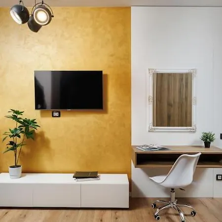 Appartamento Skylark - Tel Aviv With Fireplace & View