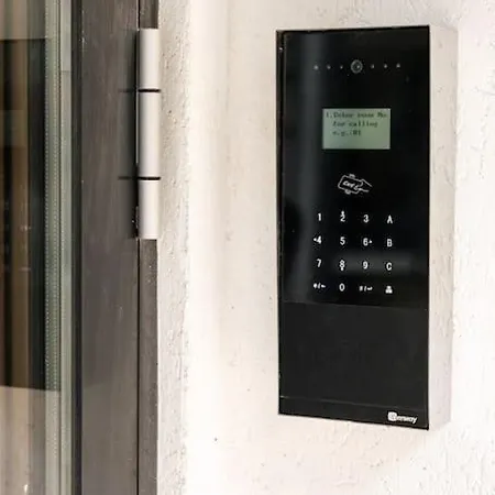 Skylark - Tel Aviv With Fireplace & View Appartamento Braşov